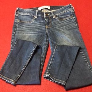 Hollister skinny jeans size 26 x 29